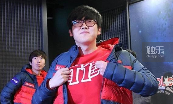 G2对阵Spirit 选手对位数据： Donk 1-9 m0NESY