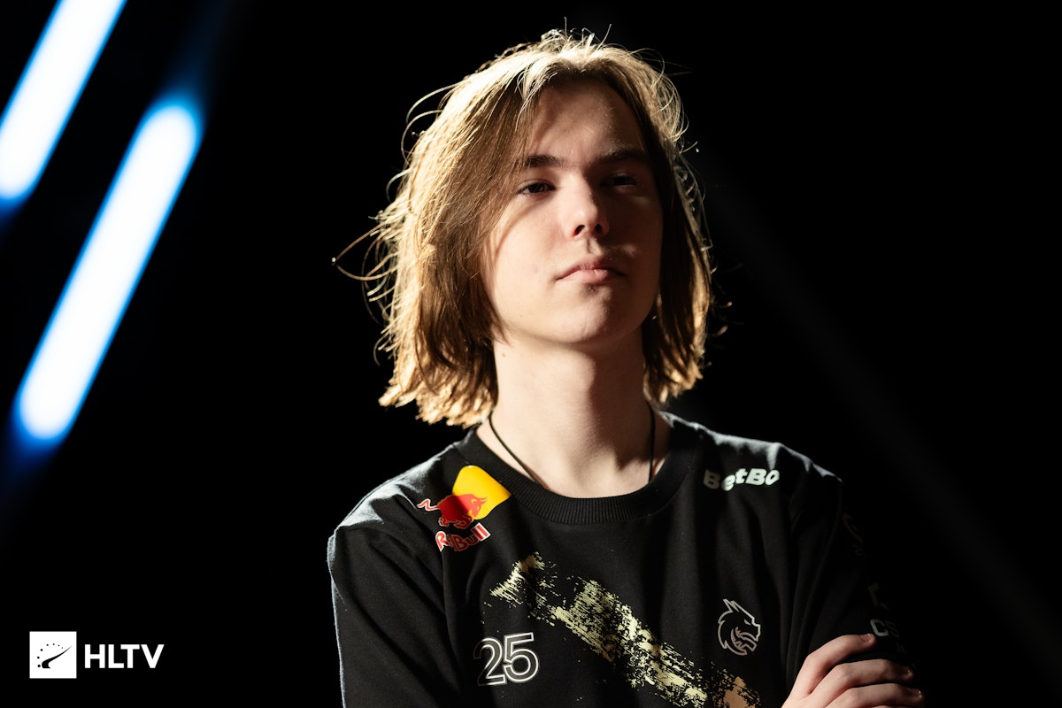 两位射手的力量！ Jiwoo 和 Jinx 在两场团战中击败了 Nongshim RedForce ，结束了比赛并获得了赛点