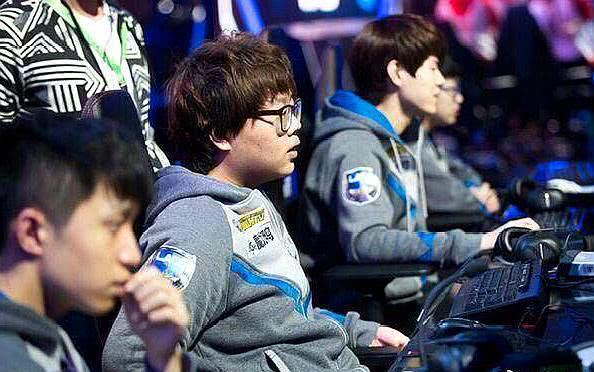 ClearLove 成为 JD Gaming 的新任主教练;